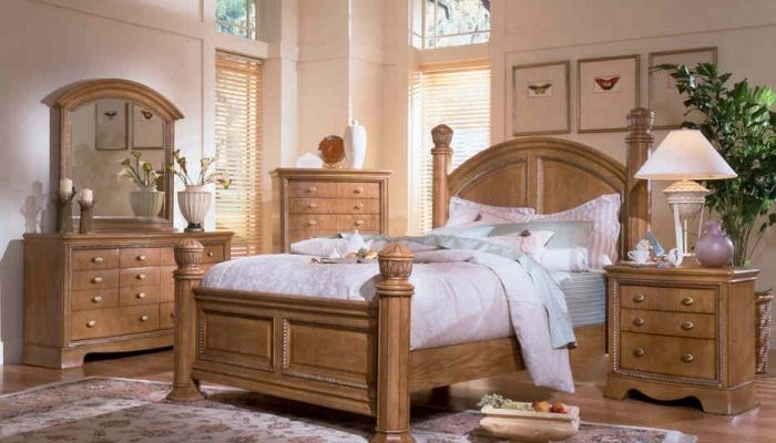 Classic Oak Bedroom Furniture Set